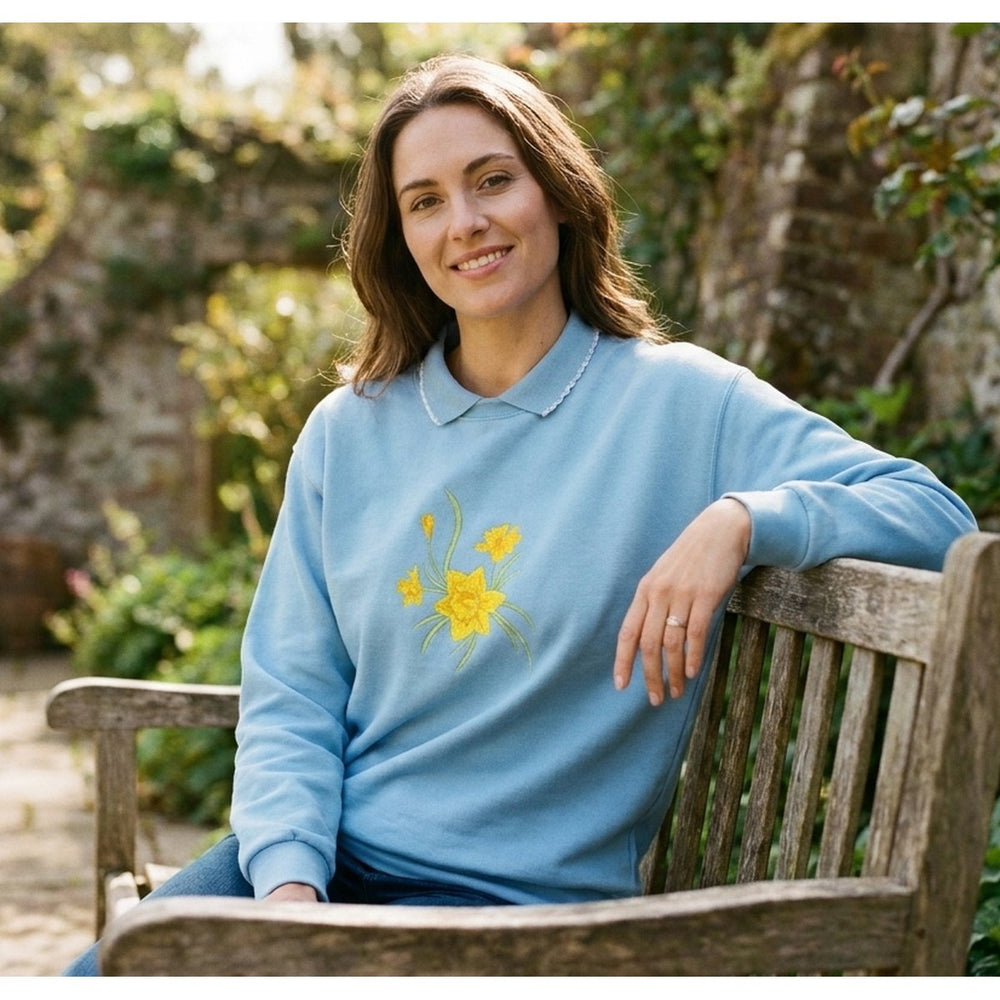 Embroidered Daffodil Jersey Top