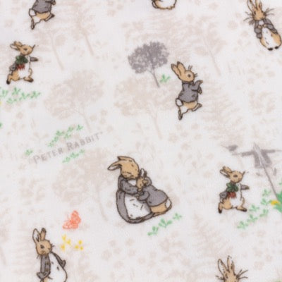 Classic Peter Rabbit Throw