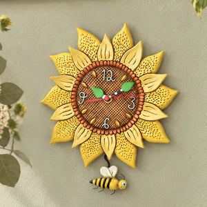 Bee Sunny Clock