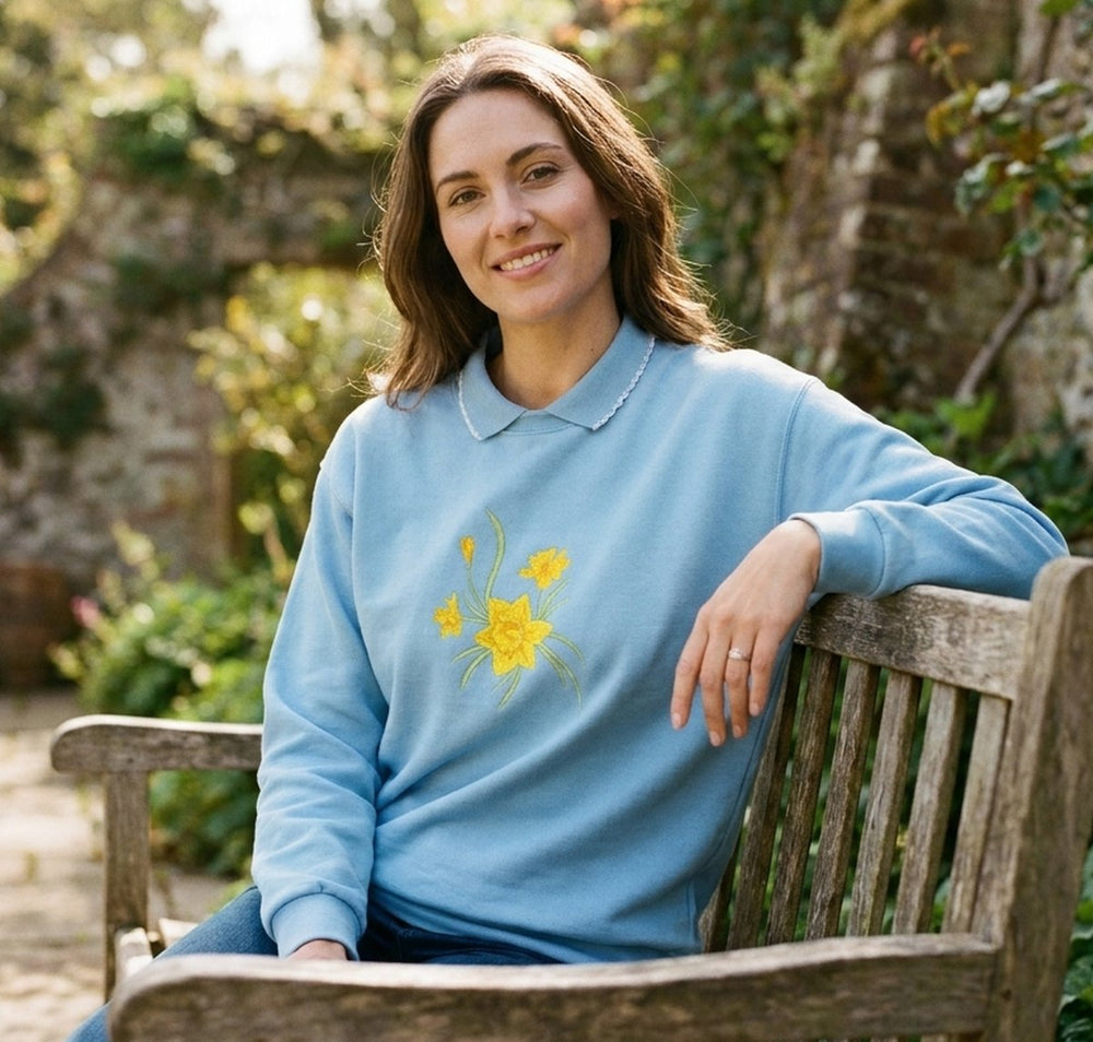 Embroidered Daffodil Jersey Top