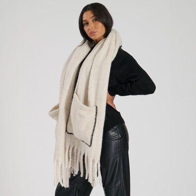 Fluffy Pocket Scarf
