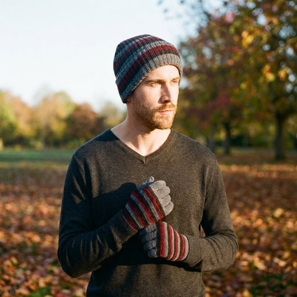 Mens Red Stripe Hat & Glove Set