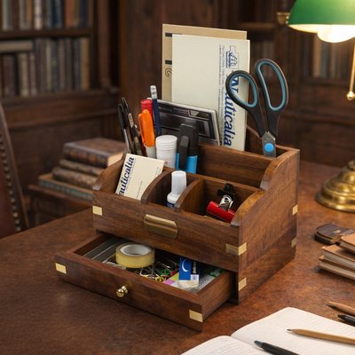 Naval-Style Desk Tidy