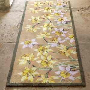 Daffodil Blooms Runner