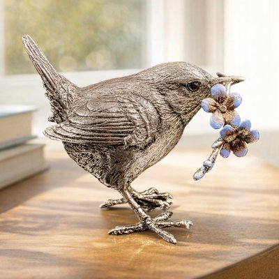 Wren with Forget-me-Nots