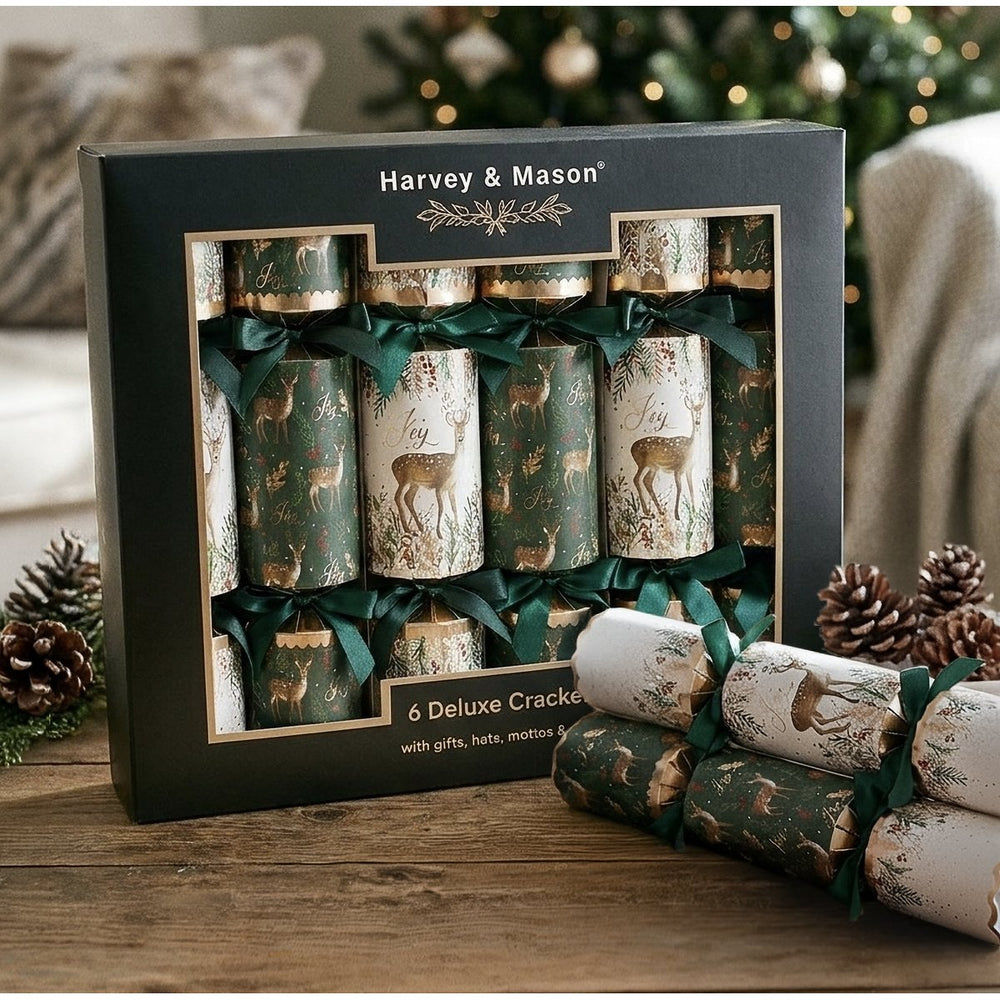 Deluxe Woodland Deer Crackers