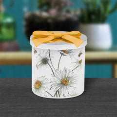 Bee-Tanical Daisy Candle